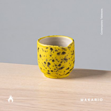 Vertedor Recto 4oz-Amarillo Mate Jaspeado Negro