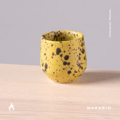 Copita Angular 2.5oz-Amarillo Mate Jaspeado Negro