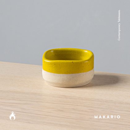 Ramequin Boca Cuadrada 4oz-Amarillo Mate mitad Pasta Natural