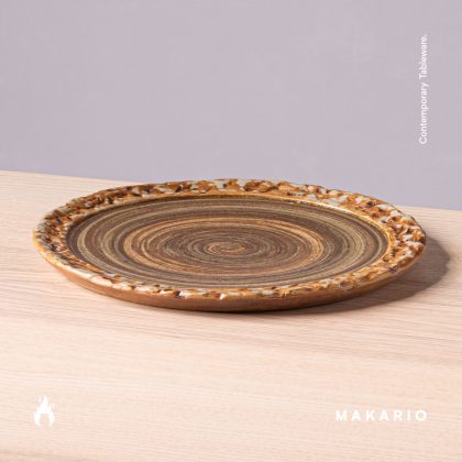 Plato Plano 22cm-Espiral Café y Oxido Tallado