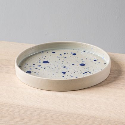 Plato Borde Recto 32cm-Natural Brillante Jaspeado Azul