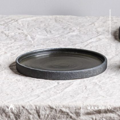 Plato con Borde 22cm-Engobe Negro