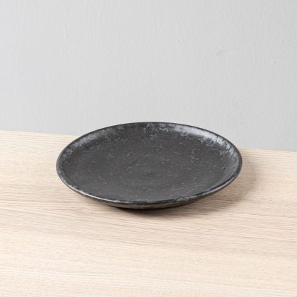 Plato Plano con Relieve 22cm-Negro Lumbre